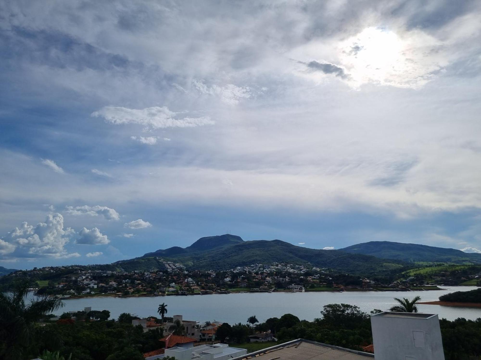 Recanto Brenda - Casa Luxo Capitolio Com Vista Pro Lago, Escarpas E Morrochapeu Екстериор снимка