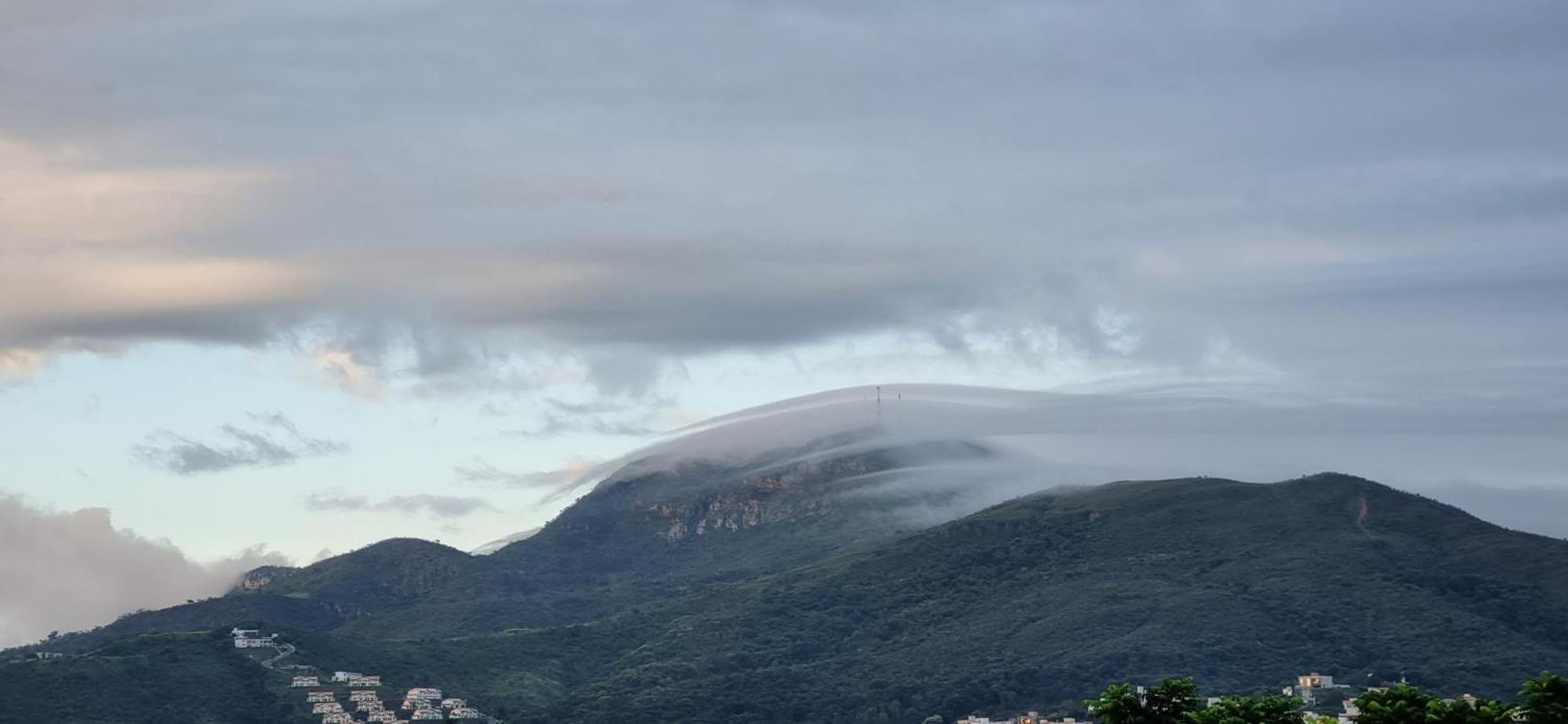Recanto Brenda - Casa Luxo Capitolio Com Vista Pro Lago, Escarpas E Morrochapeu Екстериор снимка